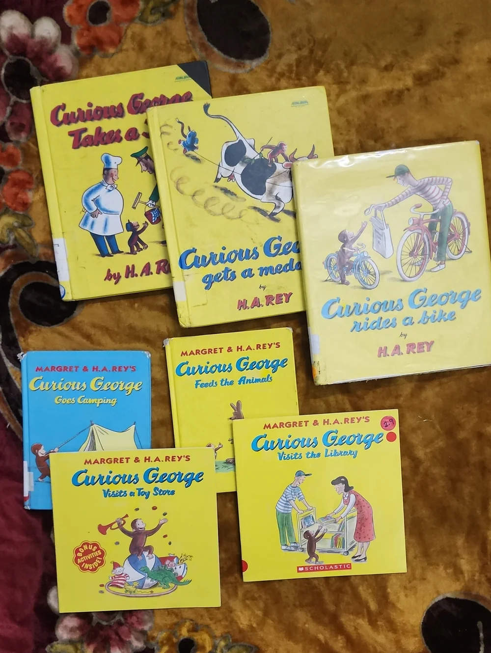 (7pc) Vintage Curious George Books